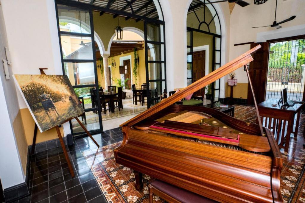 Boutique By The Museo Hotel Merida Luaran gambar