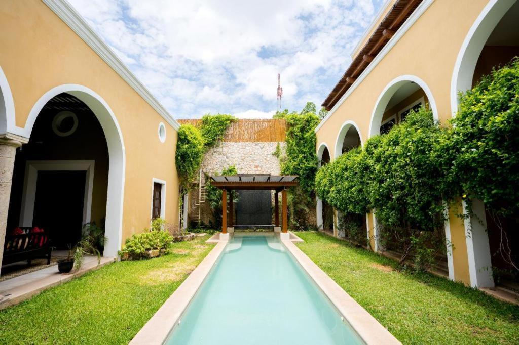 Boutique By The Museo Hotel Merida Luaran gambar