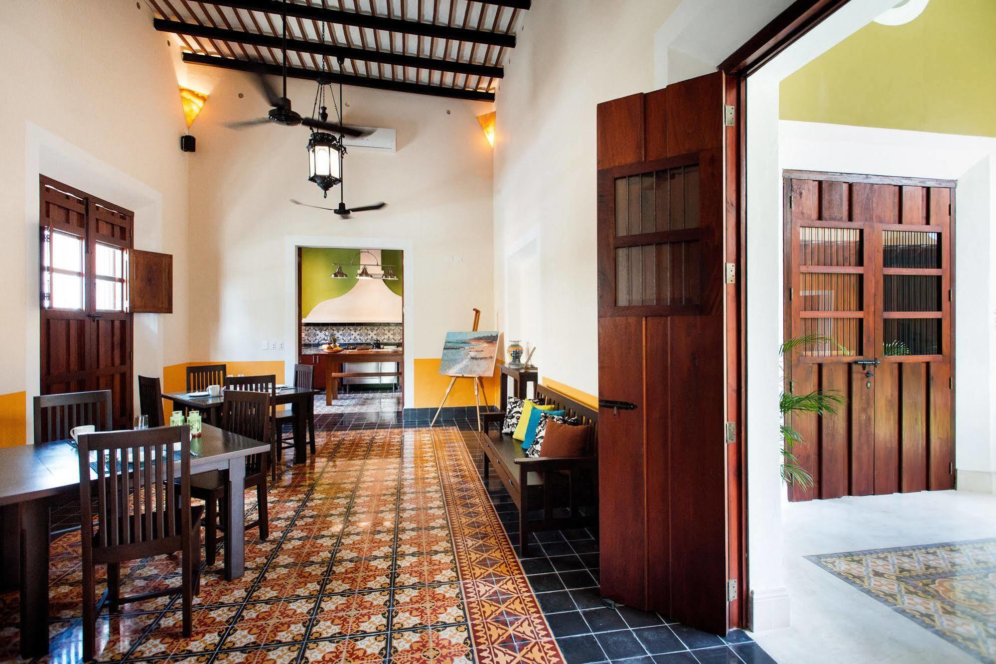 Boutique By The Museo Hotel Merida Luaran gambar